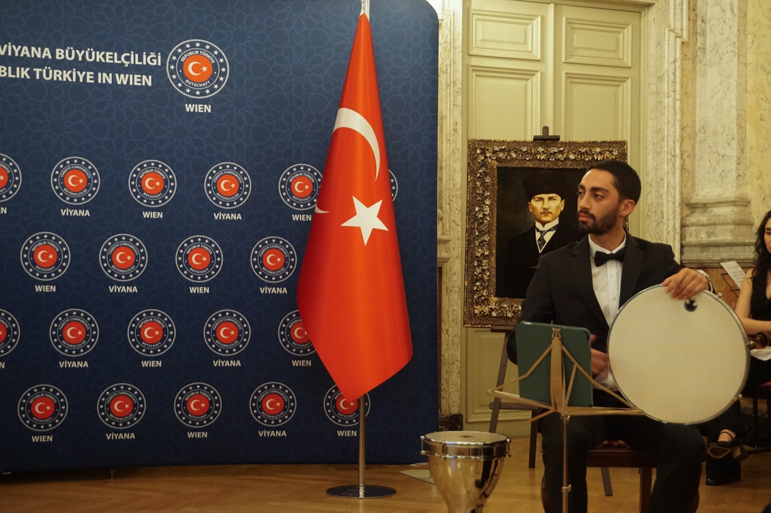 ZweI Welten eIn Rhythmus · T.C. Viyana Büyükelçiliği