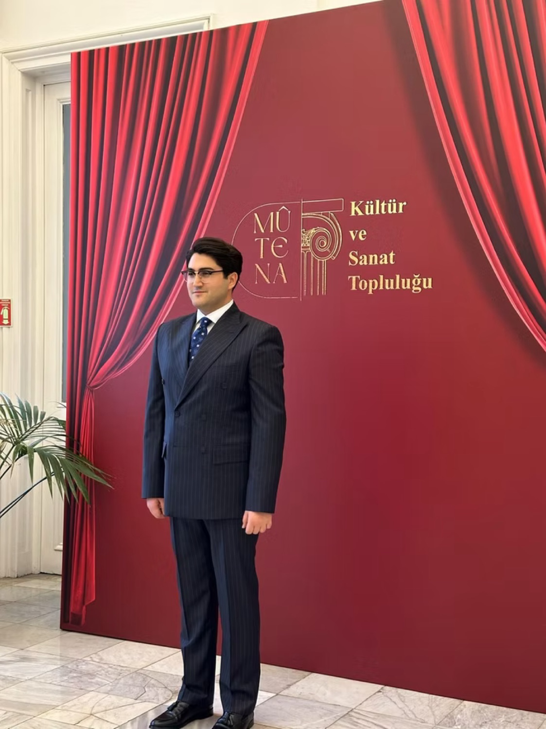 Sultan Abdülaziz'in Vals Gecesi
